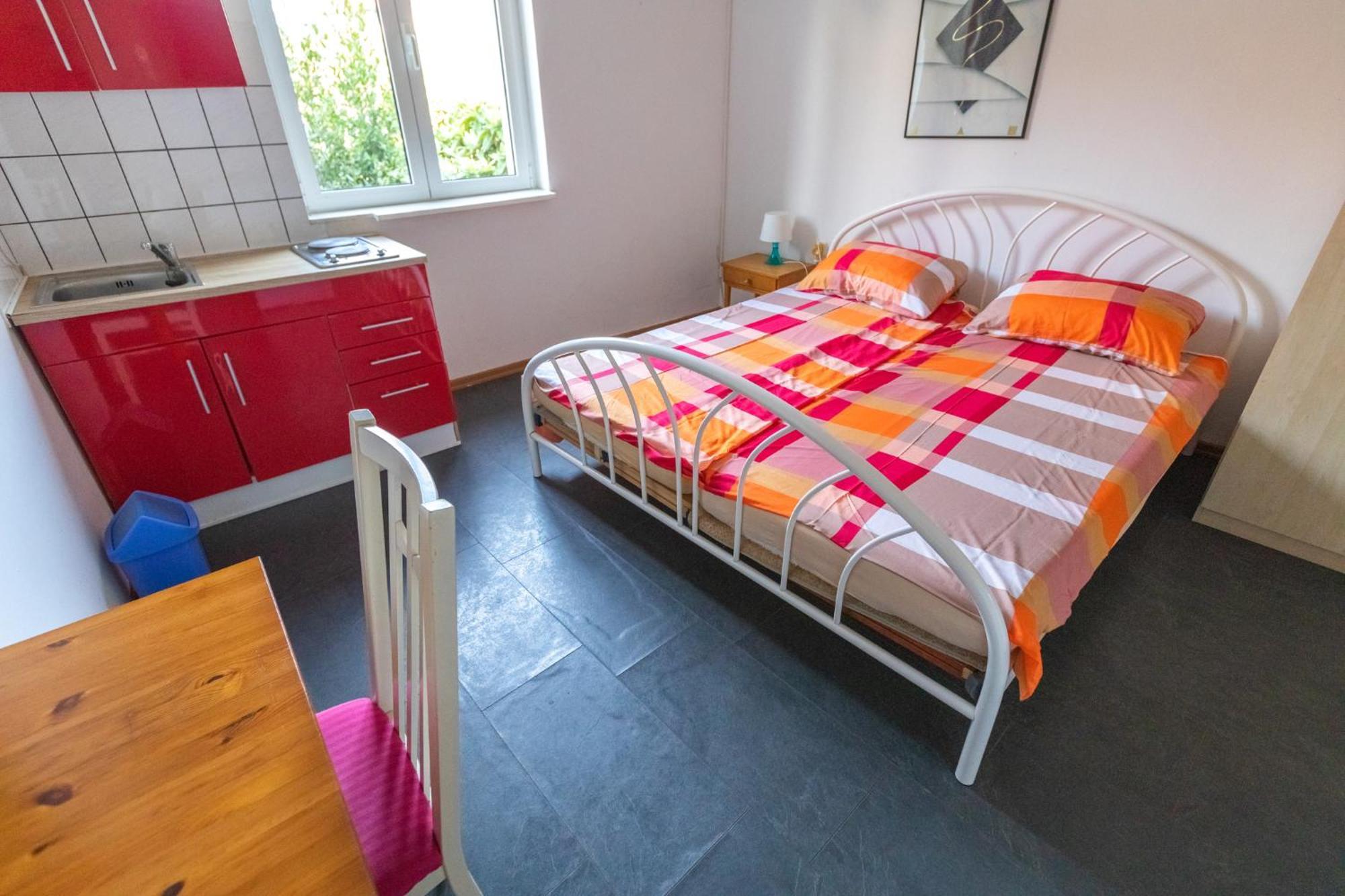 Apartment Pero 穆泰尔岛 外观 照片